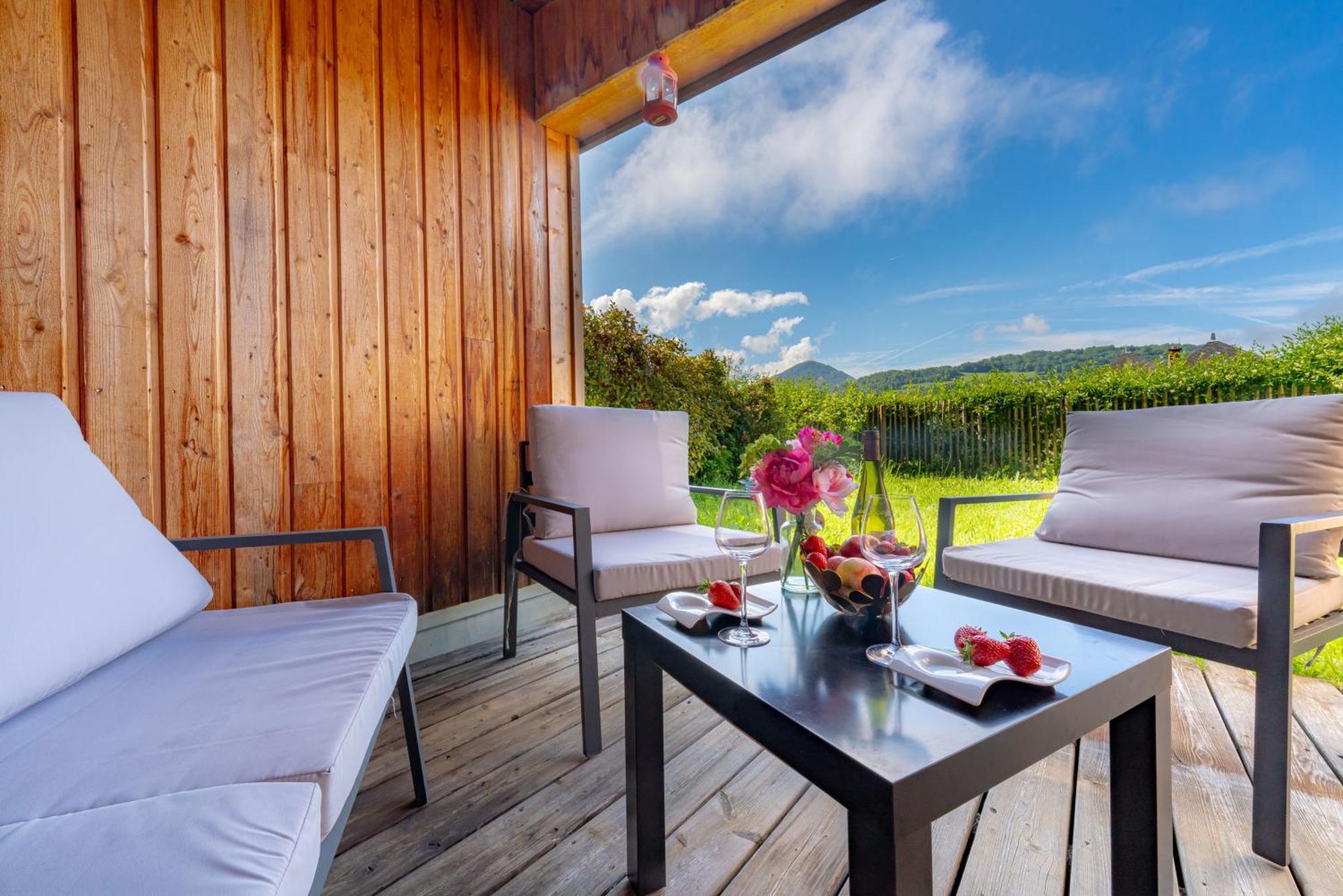Vue Sur Les Montagnes-Wifi-Terrasse Lägenhet Saint-Jean-d'Arvey Exteriör bild